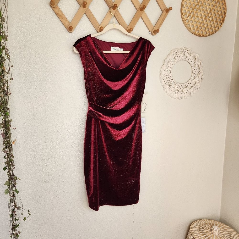Eliza J Velvet Sparkle Cowl Neck Sheath Knee-Length Dress In Burgundy Size 4 NWT
